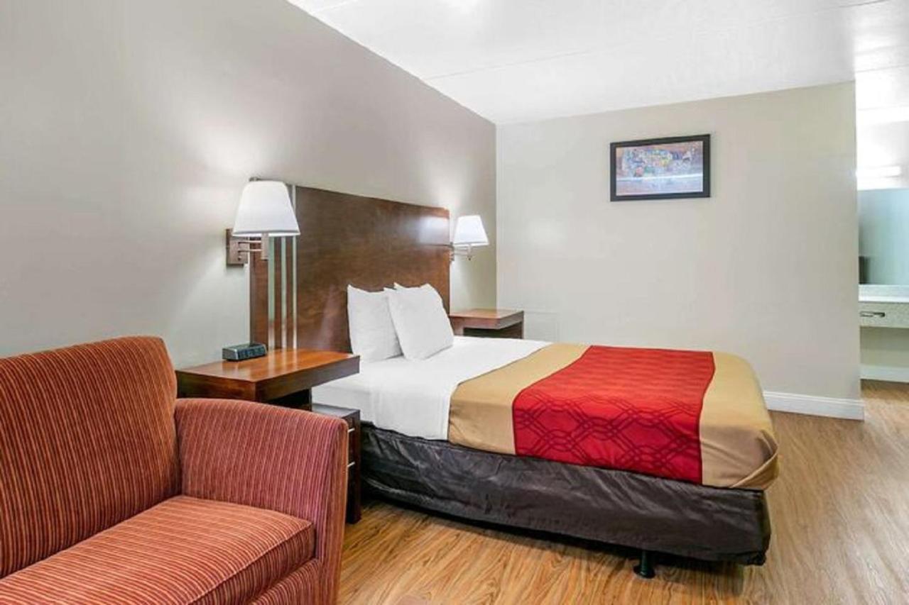 King'S Inn Motel Reading Exterior photo