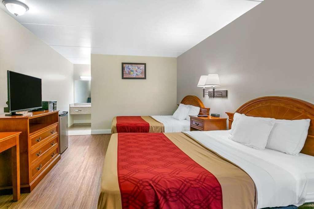 King'S Inn Motel Reading Exterior photo